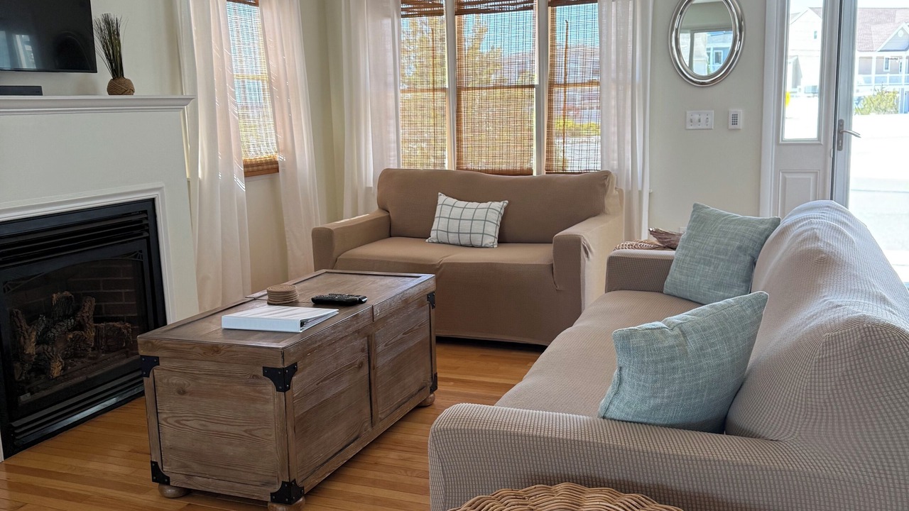 Photo of Livingroom in Beach Haven West