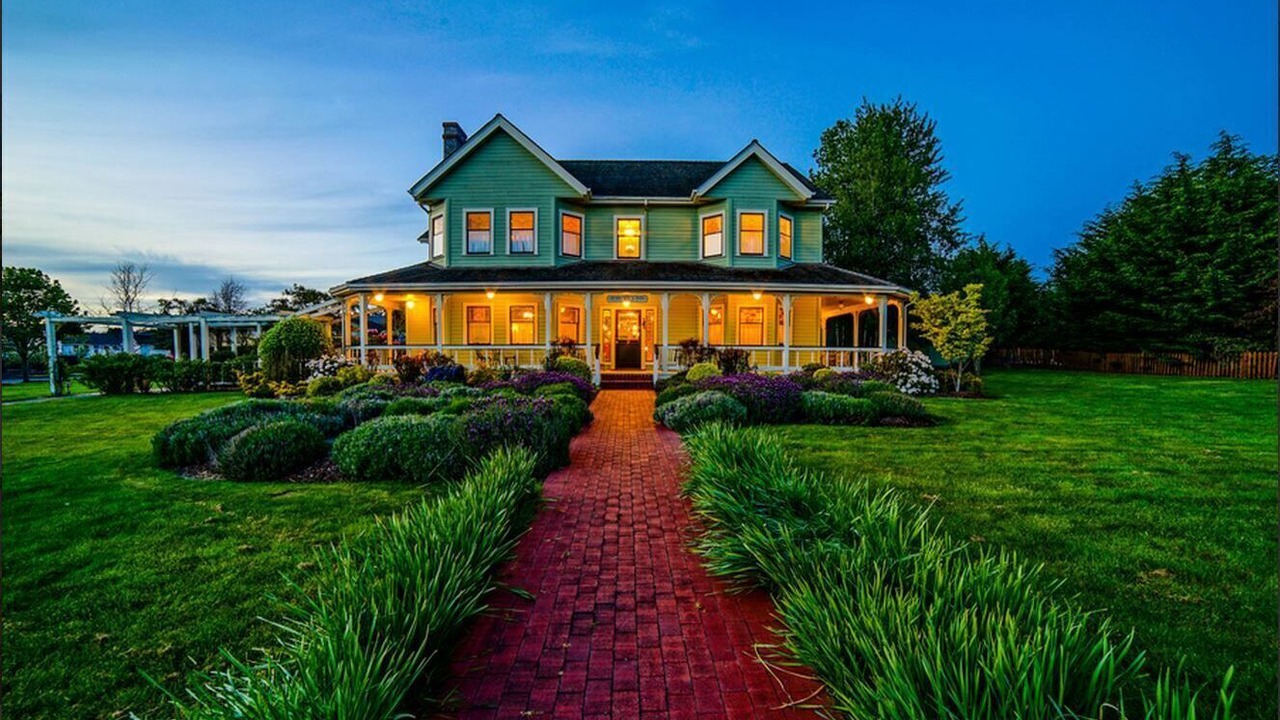 Photo of Bedroom in Lopez Island