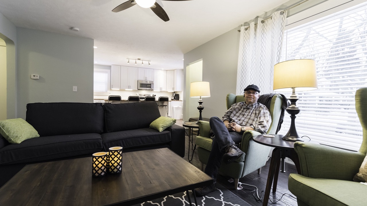 Photo of Livingroom in Cleveland Heights