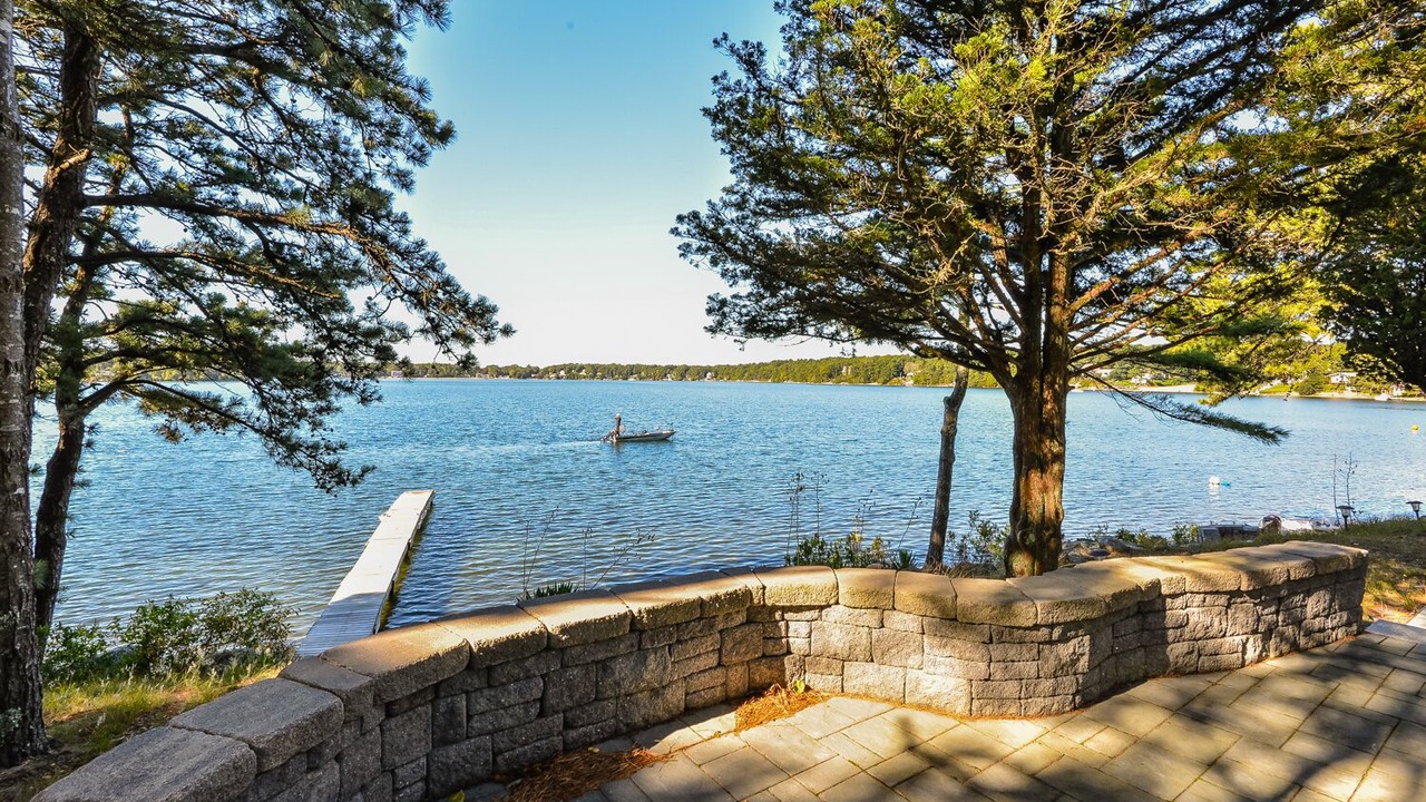 Photo of Outdoor in Ponds of Plymouth