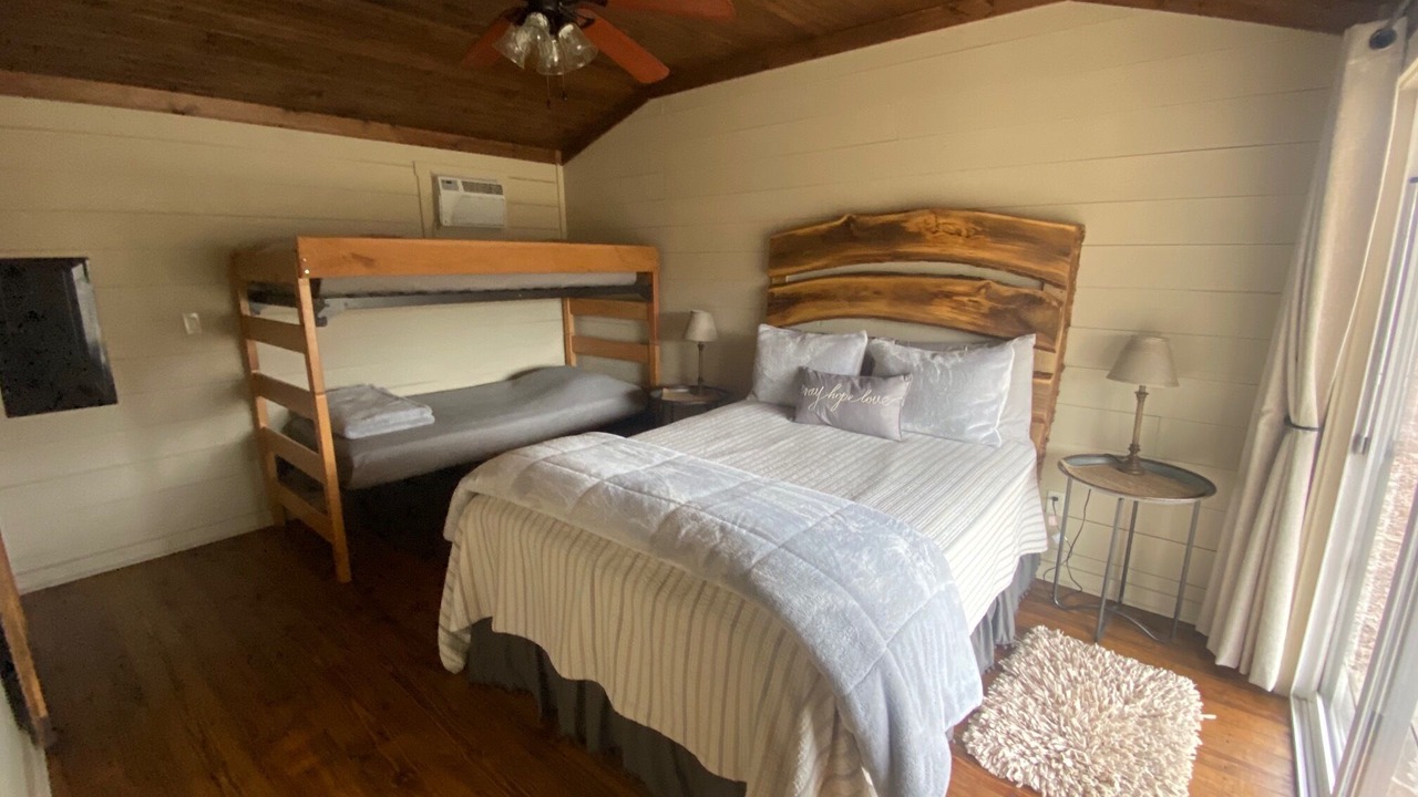Photo of Bedroom in Combs