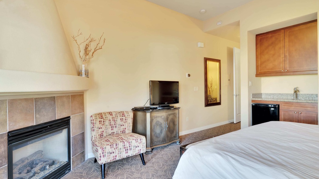 Photo of Bedroom in La Quinta