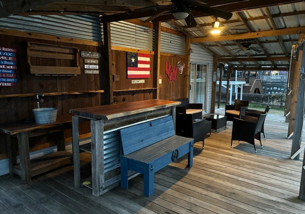 Photo of Outdoor in Willis