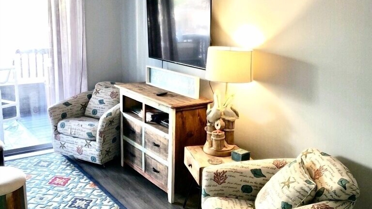 Photo of Livingroom in Fernandina Beach