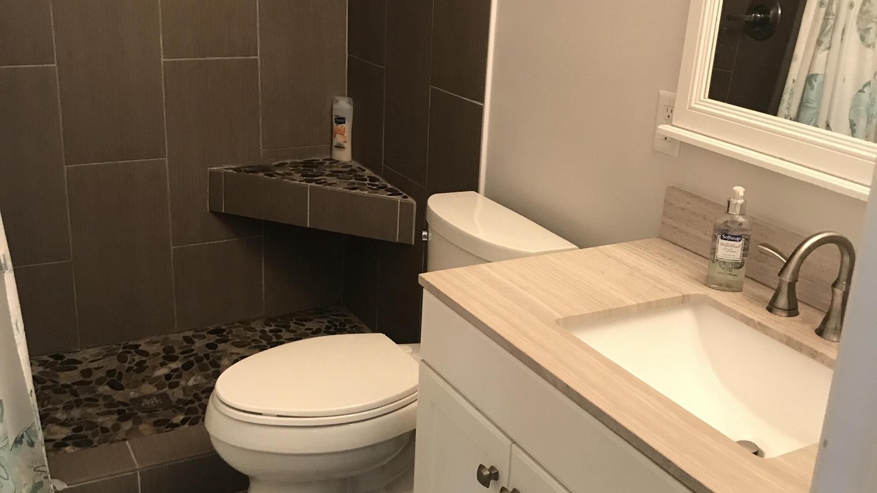 Photo of Bathroom in Fernandina Beach
