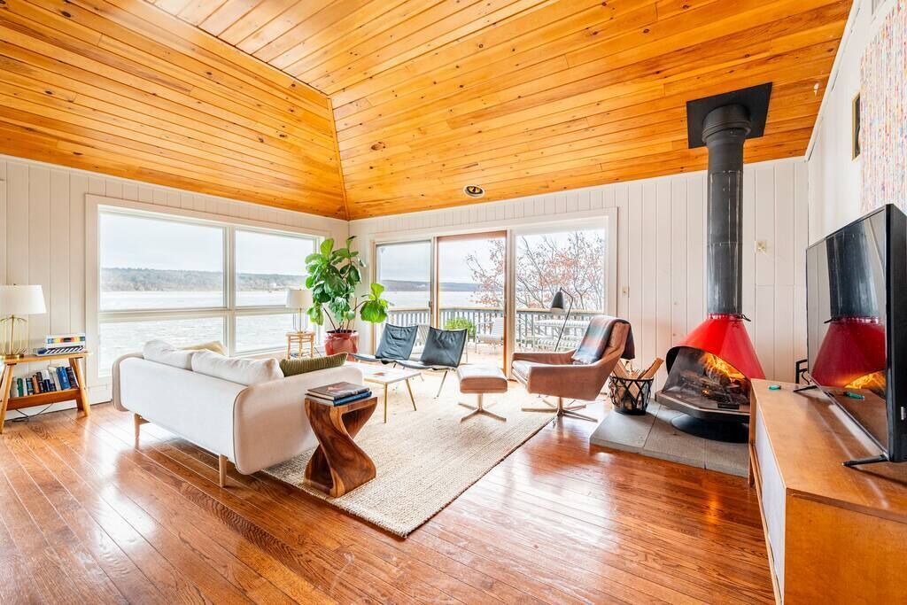 Photo of Livingroom in Malden