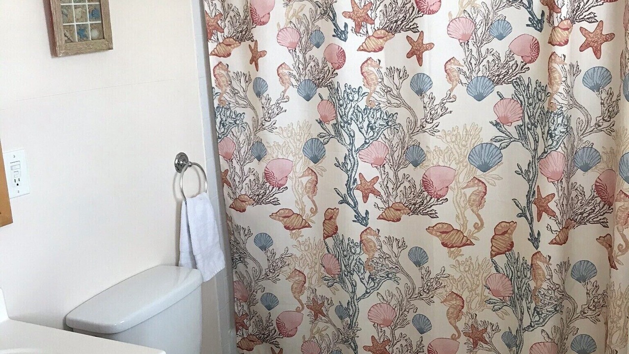 Photo of Bathroom in Highlands