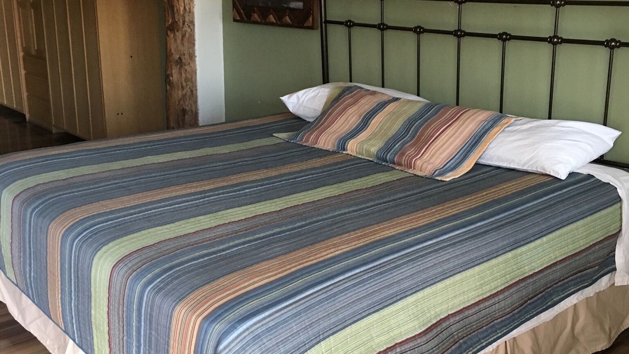 Photo of Bedroom in Reserve