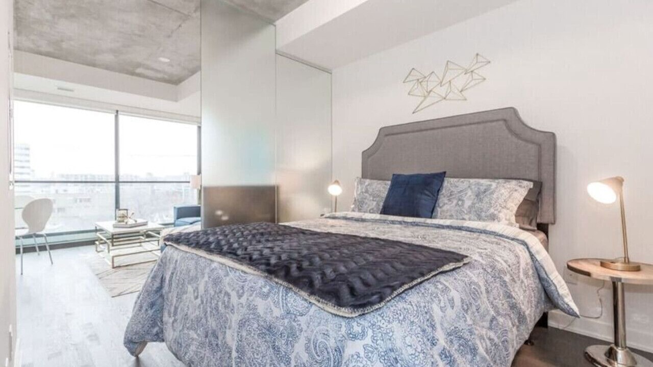 Photo of Bedroom in Fashion District