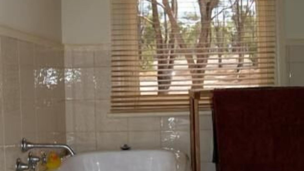 Photo of Bathroom in Dunolly