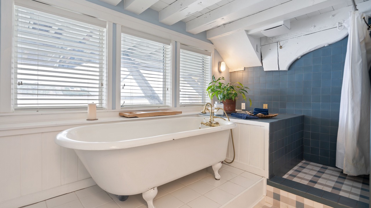 Photo of Bathroom in Marin City