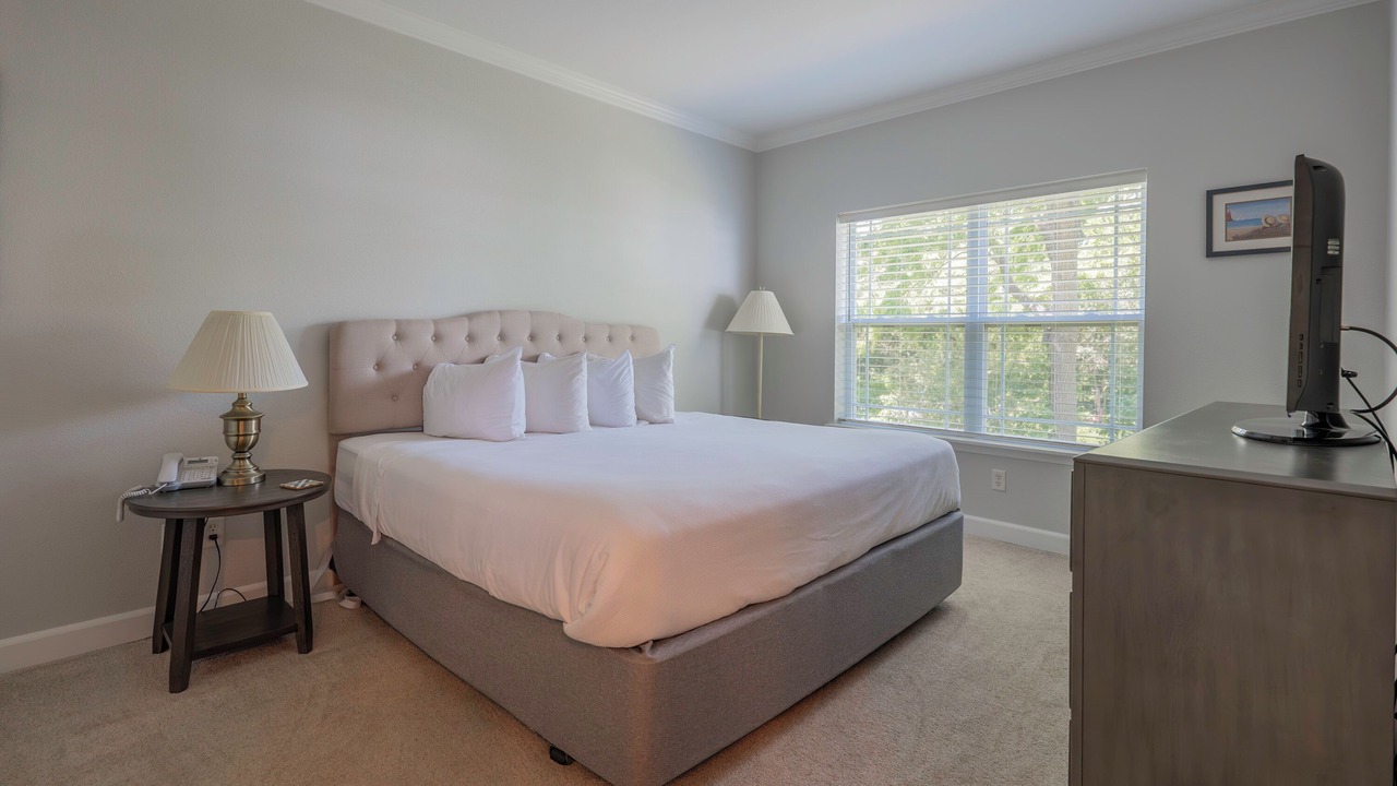 Photo of Bedroom in Delavan Lake