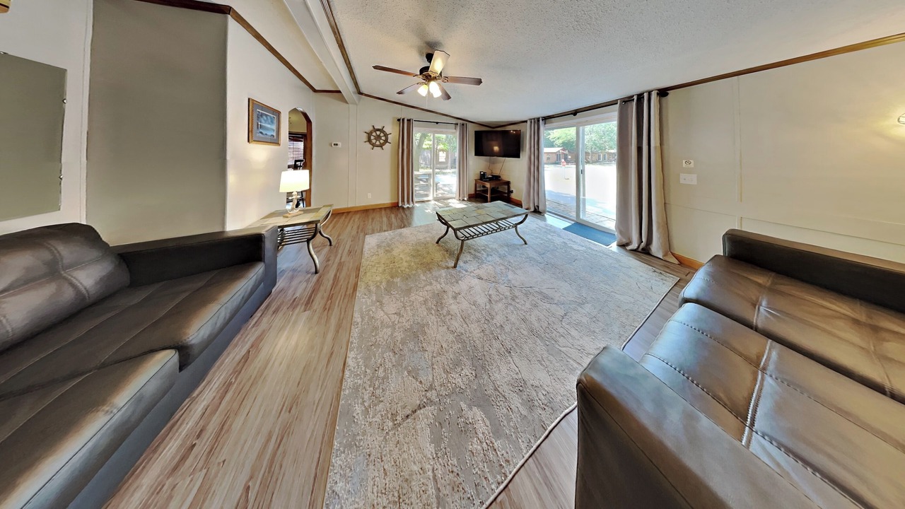 Photo of Livingroom in Put-in-Bay