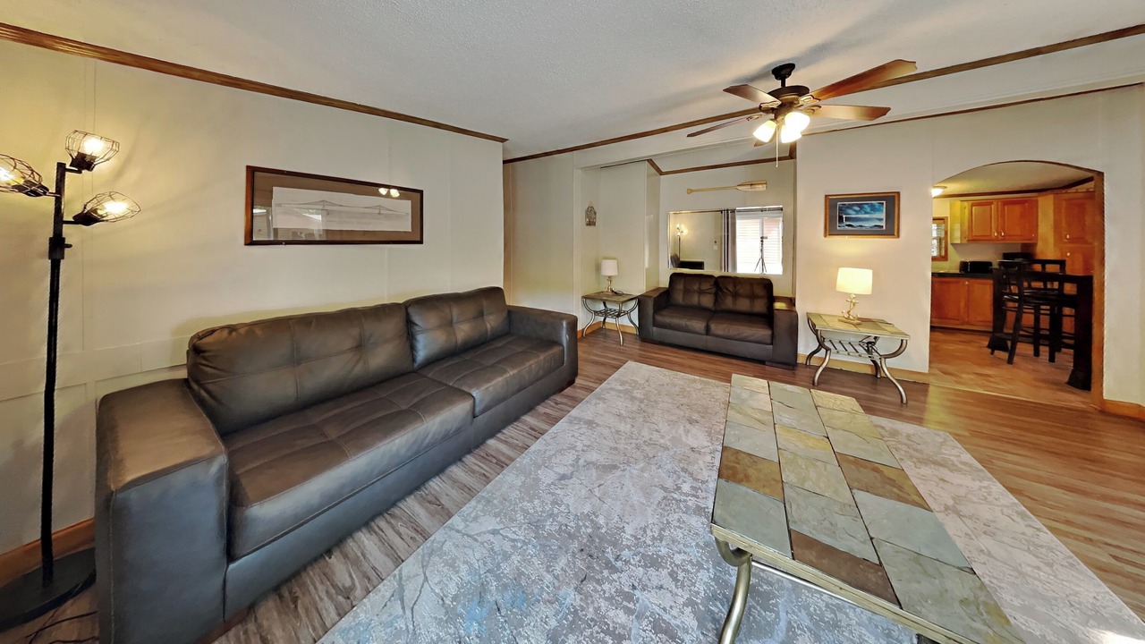 Photo of Livingroom in Put-in-Bay