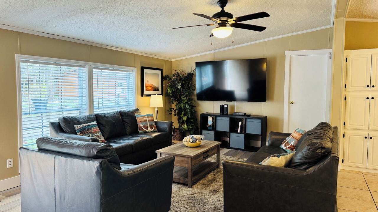 Photo of Livingroom in Put-in-Bay