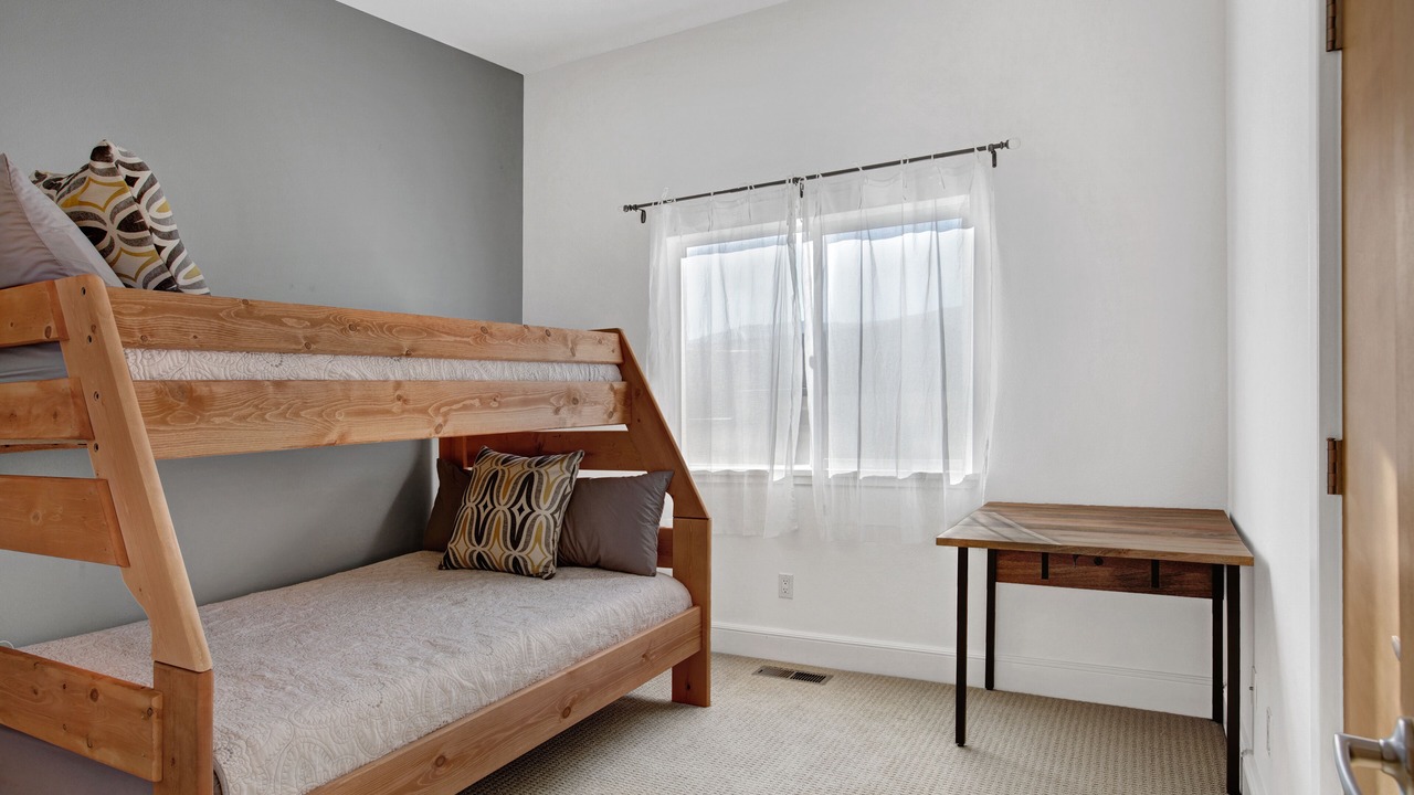 Photo of Bedroom in Carbondale
