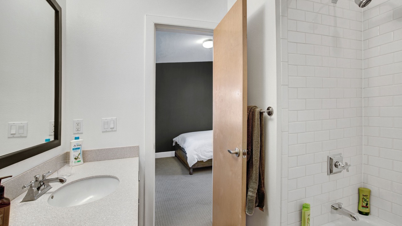 Photo of Bathroom in Carbondale