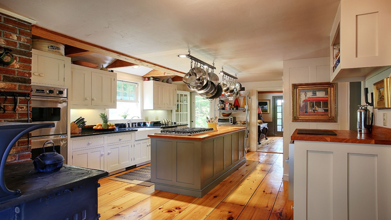 Photo of Others in Wells