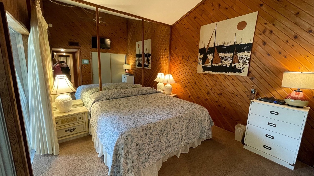Photo of Bathroom in Point Venture
