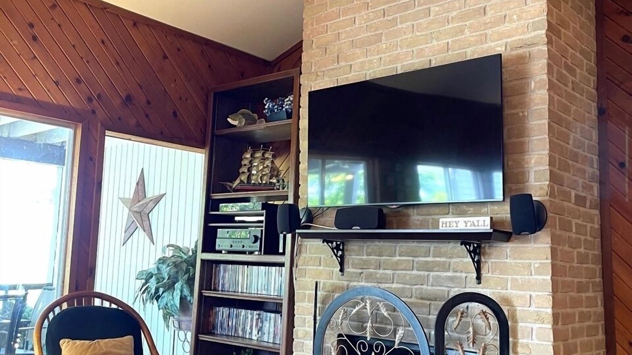 Photo of Livingroom in Point Venture