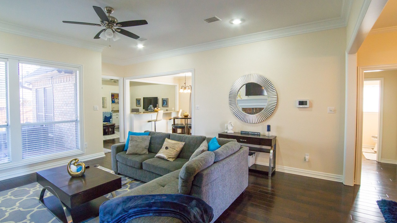 Photo of Livingroom in North Arlington