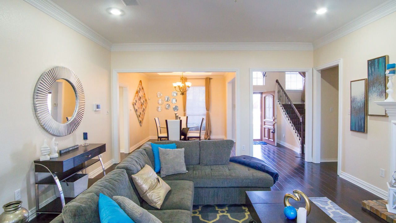 Photo of Livingroom in North Arlington