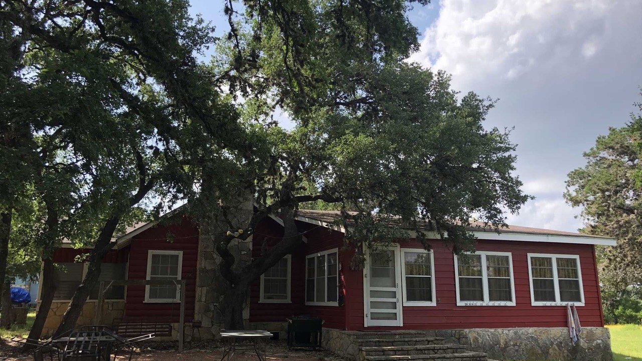 Photo of Bedroom in Bandera