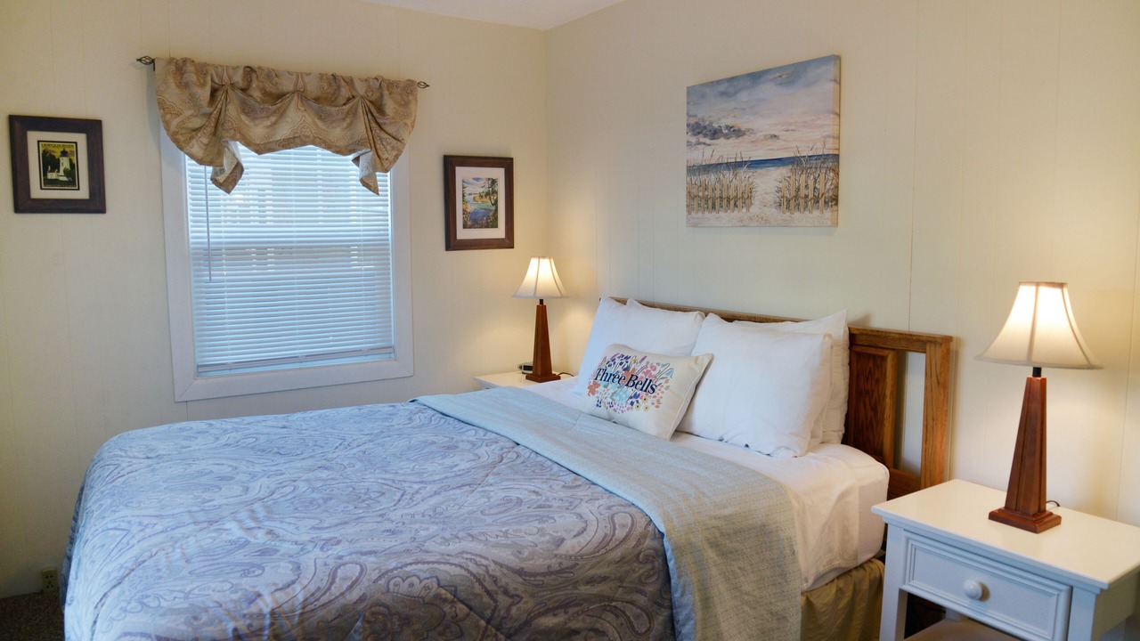 Photo of Others in Roads End