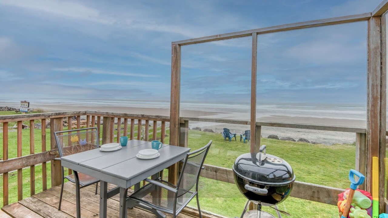 Photo of Others in Roads End