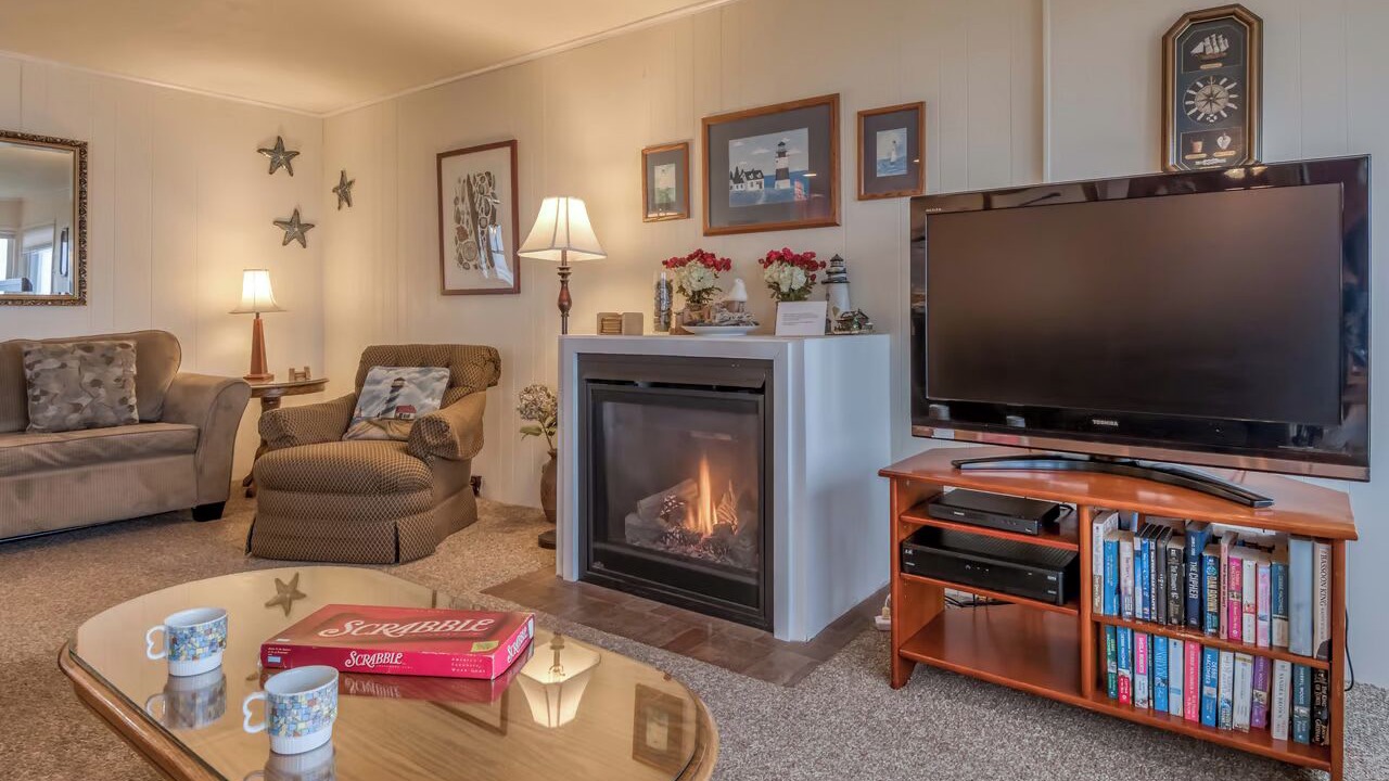 Photo of Livingroom in Roads End