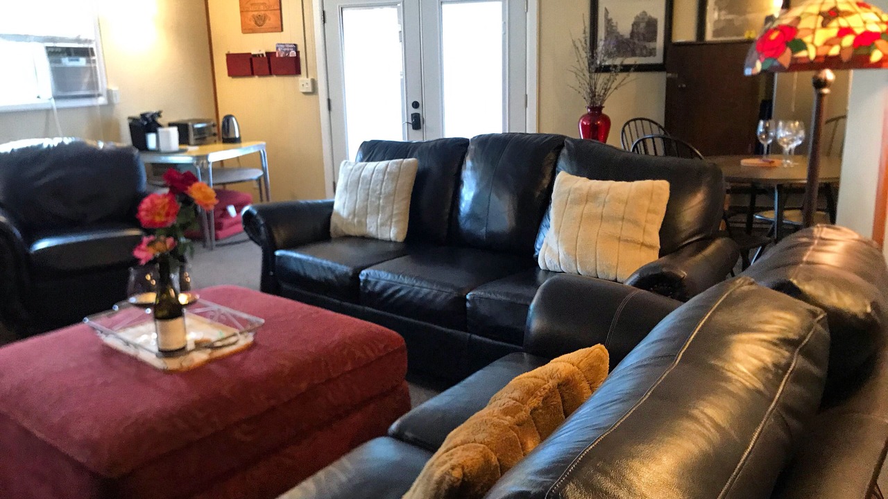 Photo of Livingroom in McMinnville