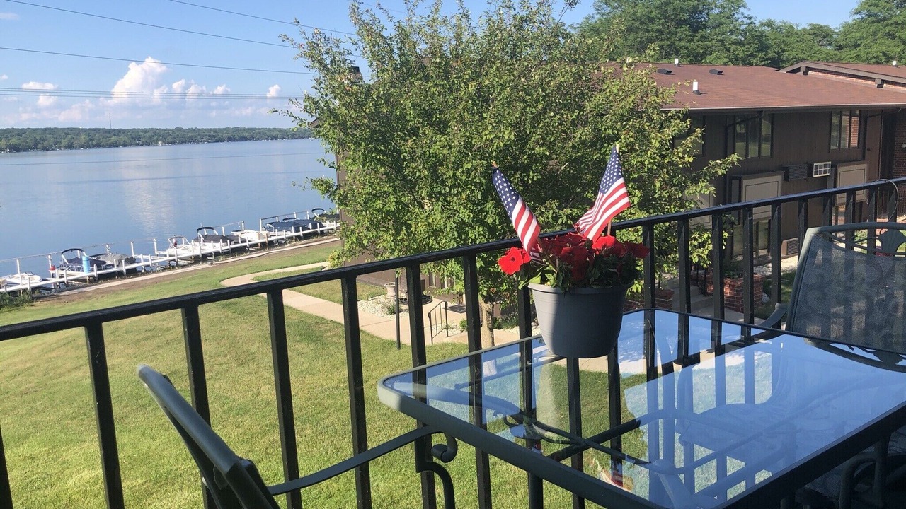 Photo of Others in Lake Geneva