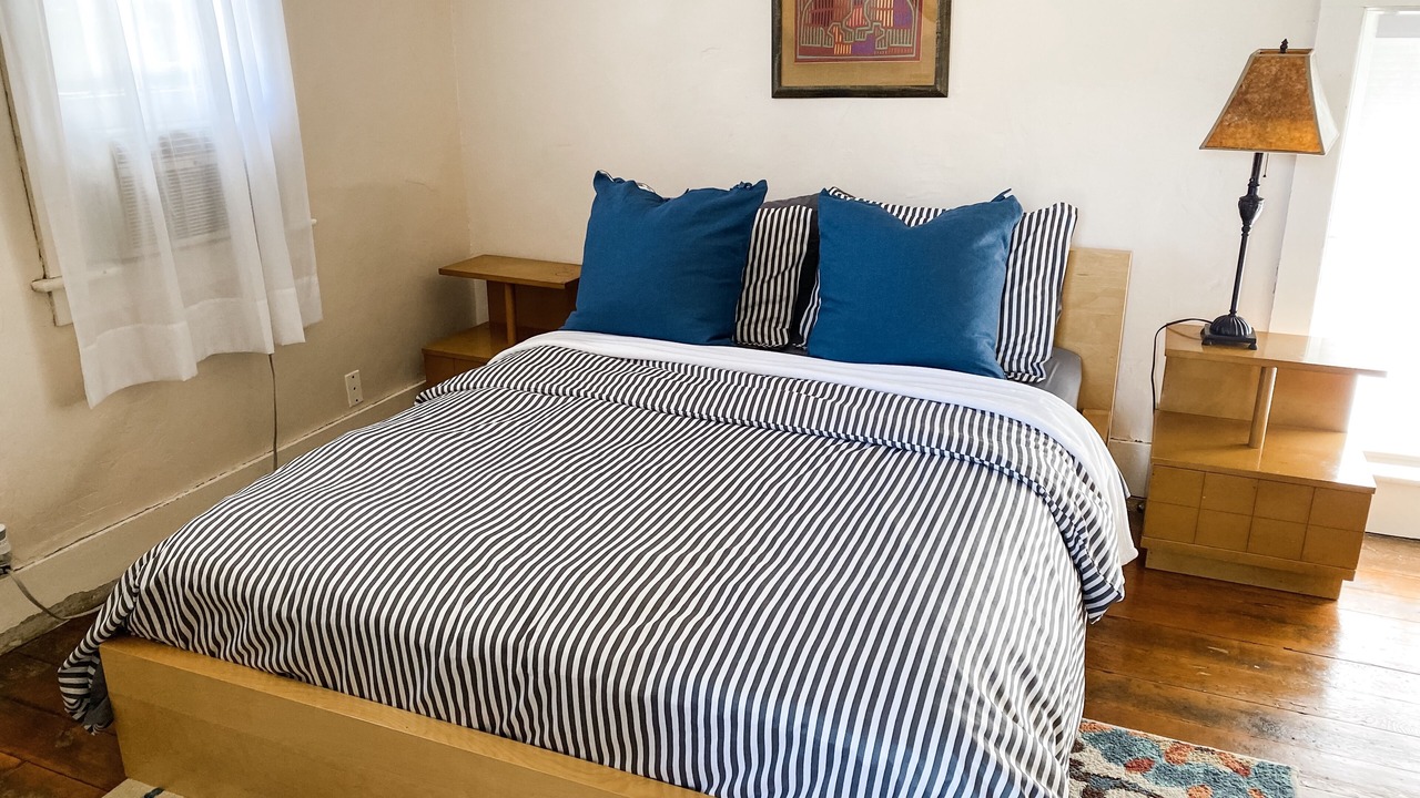 Photo of Bedroom in East Lawrence