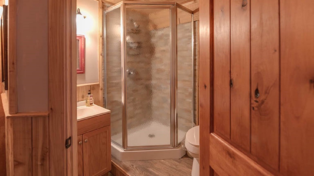 Photo of Bathroom in Carmine