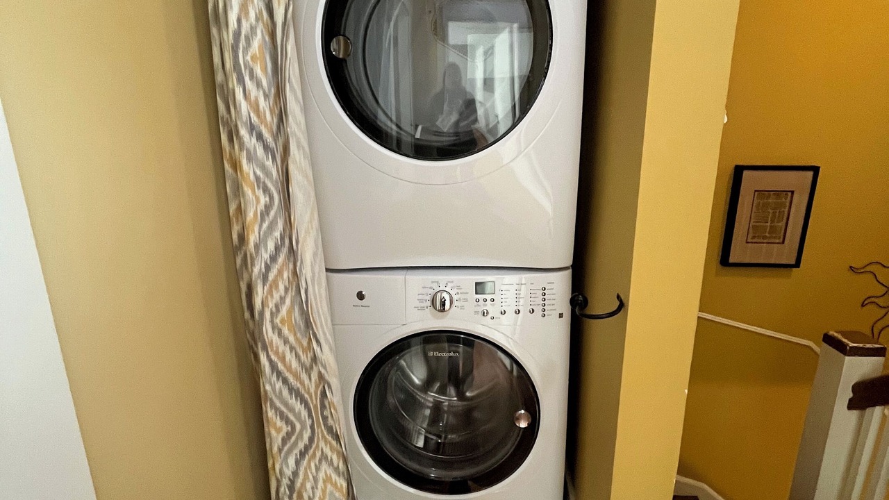 Photo of Others in University District