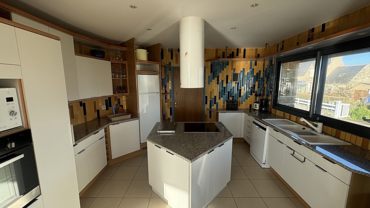 Photo of Kitchen in Loctudy