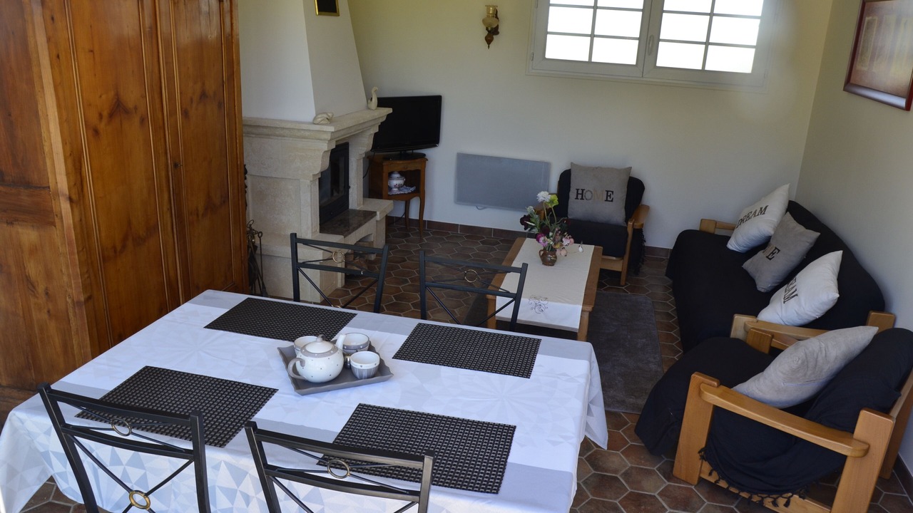 Photo of Livingroom in Aubermesnil-aux-Erables