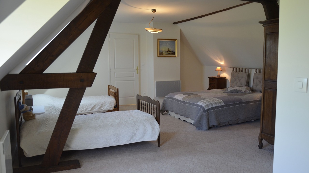 Photo of Bedroom in Aubermesnil-aux-Erables