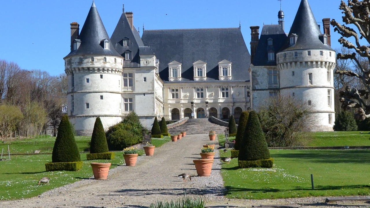 Photo of Others in Aubermesnil-aux-Erables