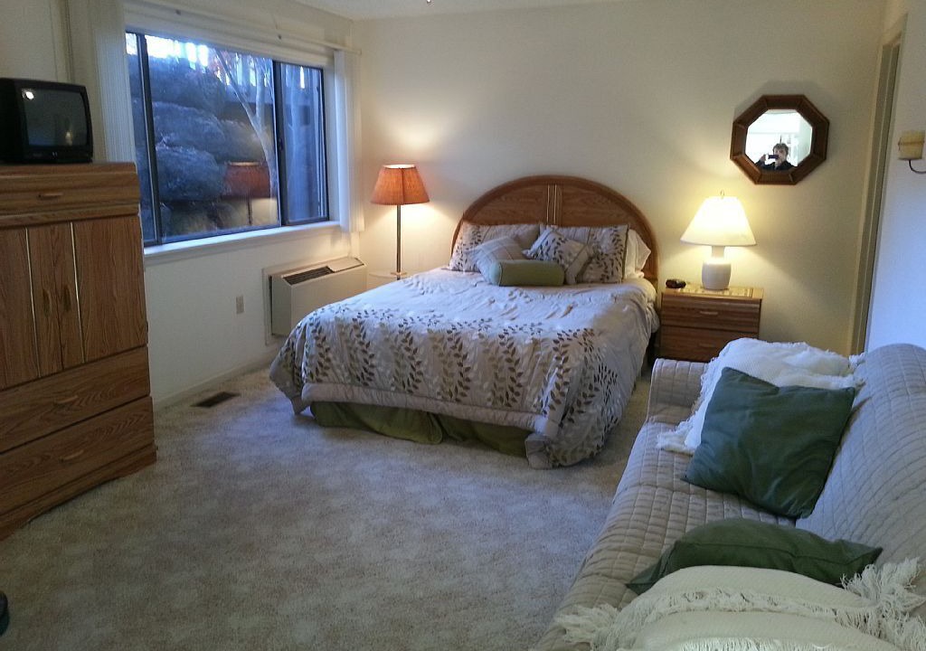 Photo of Bedroom in Fairfield Bay