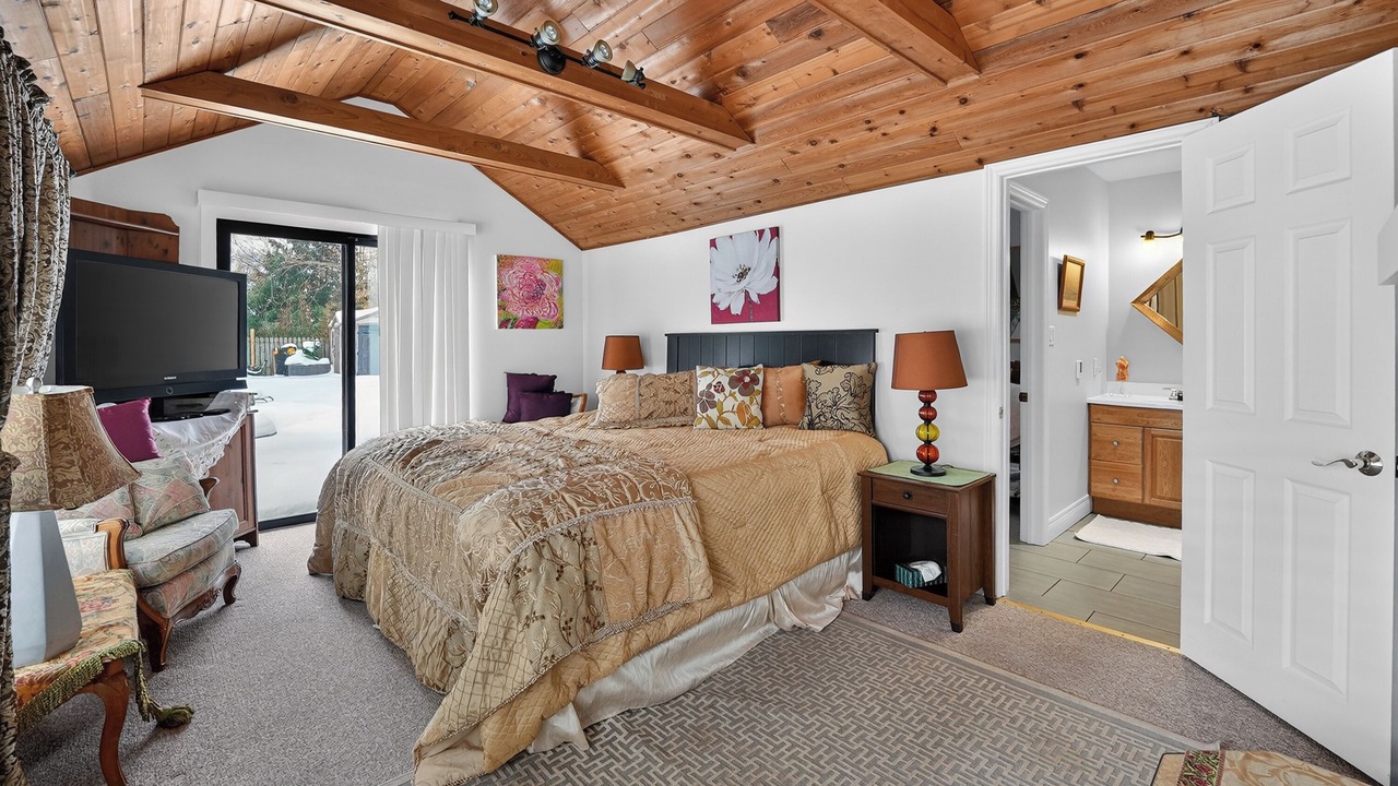 Photo of Bedroom in Historic Old Town