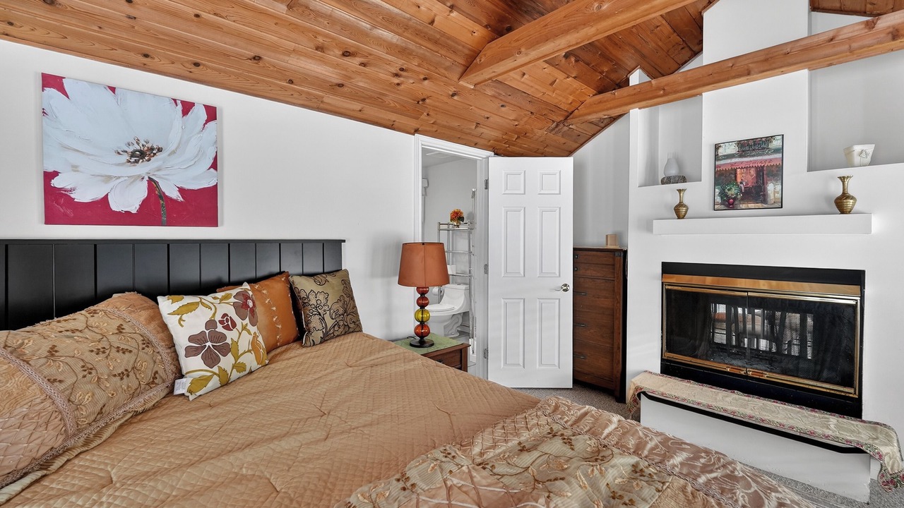 Photo of Bedroom in Historic Old Town
