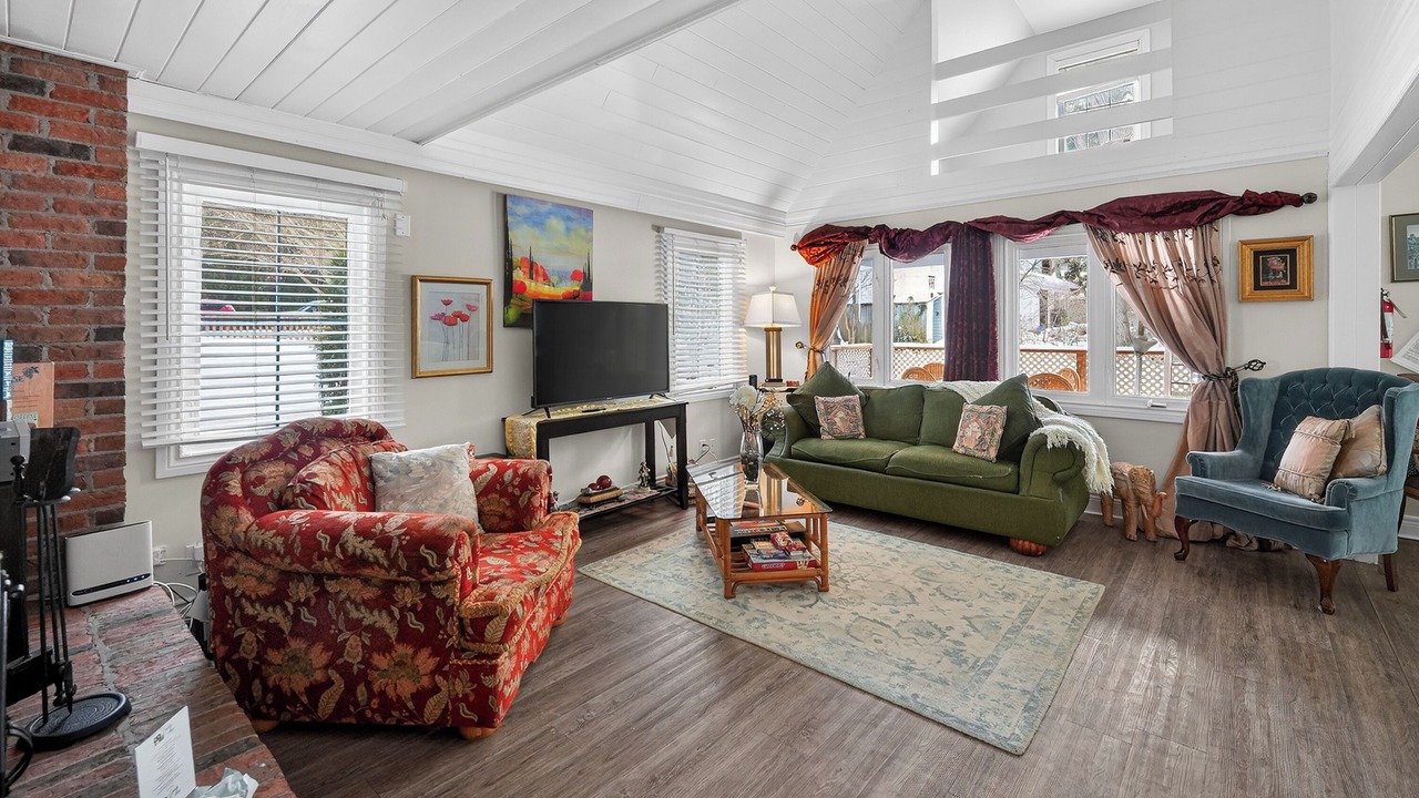 Photo of Livingroom in Historic Old Town