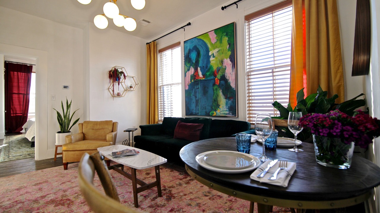 Photo of Livingroom in East Downtown Houston