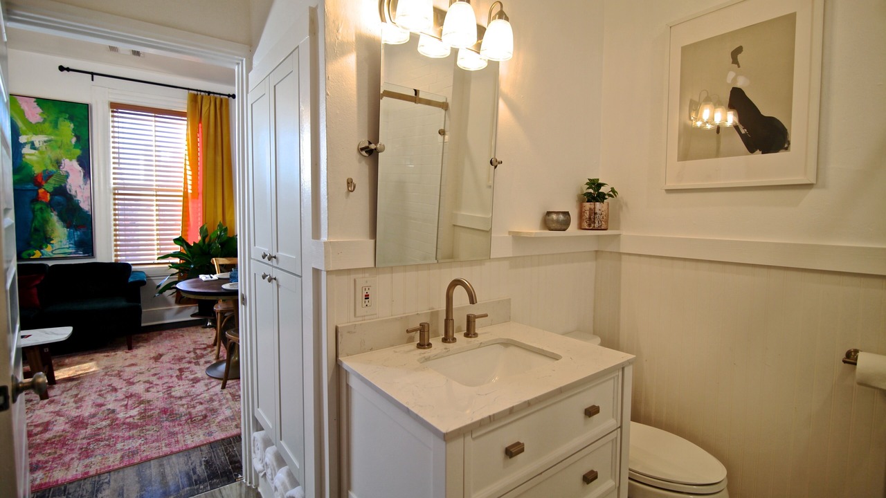 Photo of Bathroom in East Downtown Houston