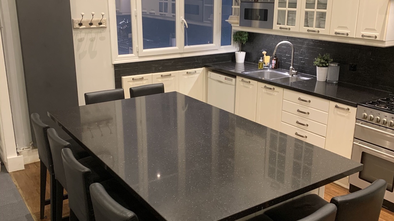 Photo of Kitchen in 17th Arrondissement