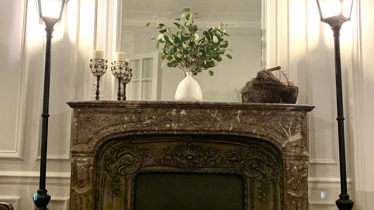 Photo of Livingroom in 17th Arrondissement