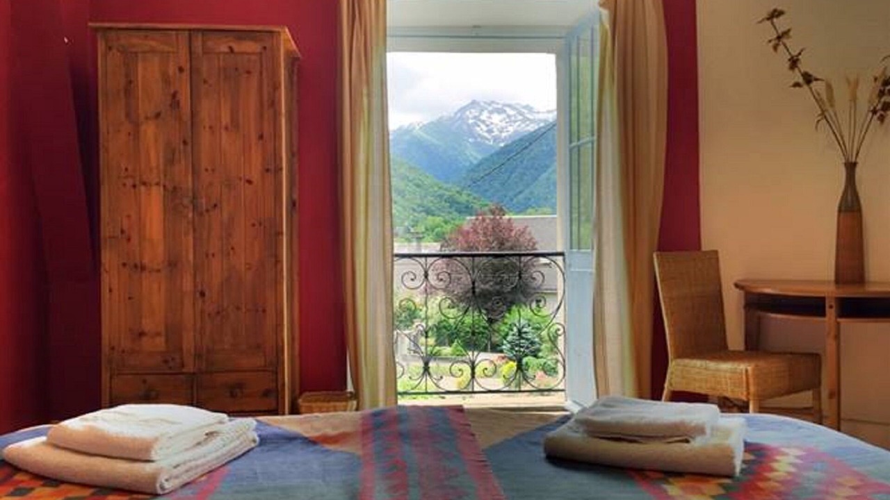 Photo of Bedroom in Montauban-de-Luchon