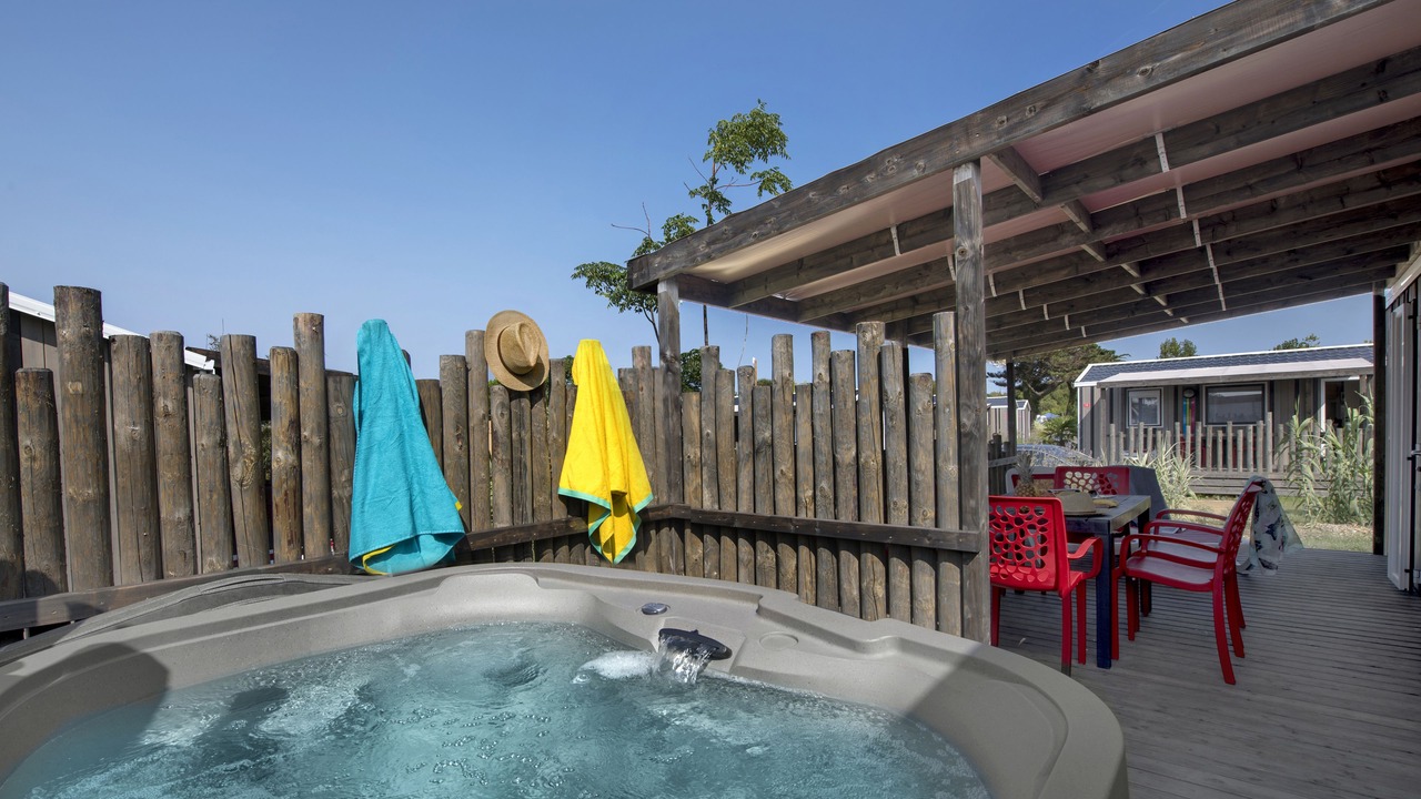 Photo of Patio Balcony in Chateau-d'Olonne