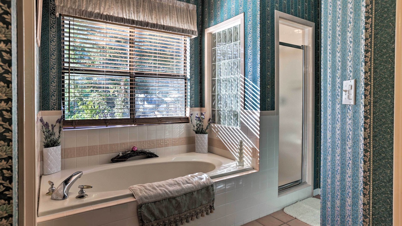 Photo of Bathroom in Canyon Lake